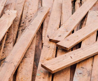 Zalety i wady wykorzystania drewna klejonego w konstrukcjach
